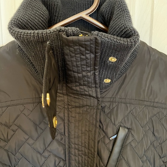 𝐂𝐨𝐥𝐞 𝐇𝐚𝐚𝐧 Signature Quilted Water Resistant Belted Jacket Size Medium - Picture 7 of 11